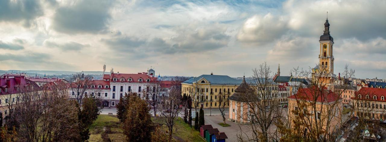 Old Town Loft Apartments Kamjanets-Podilskyj Exteriör bild